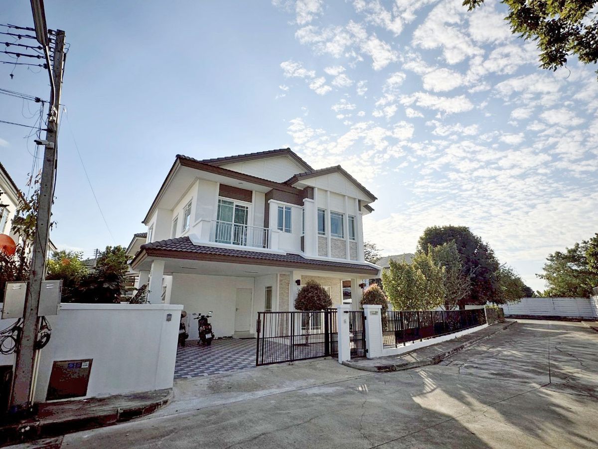 ให้เช่าบ้านเชียงใหม่ : บ้านสวยในโครงการ ให้เช่าเดือนละ 37,000 บาท ใกล้ม.พายัพเพียง 5 นาที No.6H195