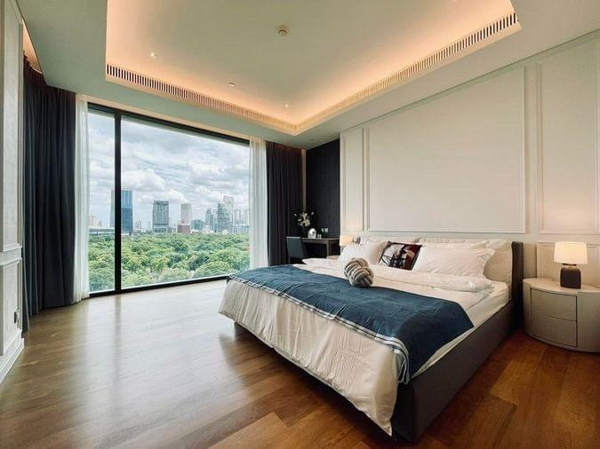 For RentCondoWitthayu, Chidlom, Langsuan, Ploenchit : Condo For Rent Sindhorn Tonson 1 Bedroom 1 Bathroom 87 sqm