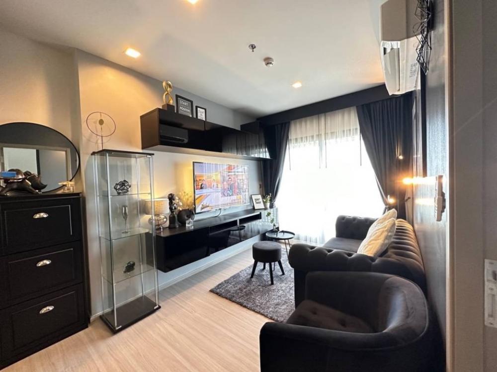 For RentCondoRama9, Petchburi, RCA : @Life Asoke Hype: 1 bedroom 32.75 sqm., 27th floor, city view,The circle running garden ,Athletic sky atrium, L-shape sky pool ,Super great location. MRT rama9 - 300m.