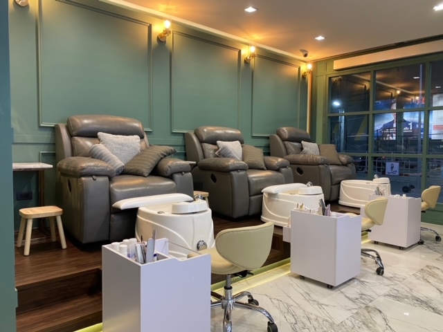 For LeaseholdRetailLadprao, Central Ladprao : 📍Nail shop for rent (very good location)