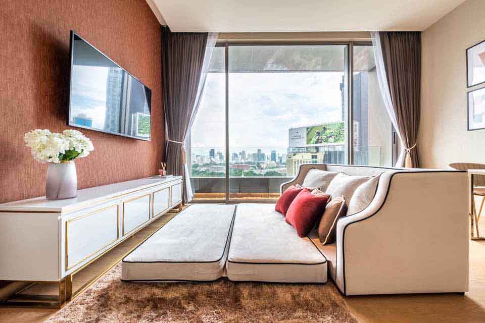 ให้เช่าคอนโดสีลม ศาลาแดง บางรัก : Fully Furnished 1 Bed Condo for Rent!