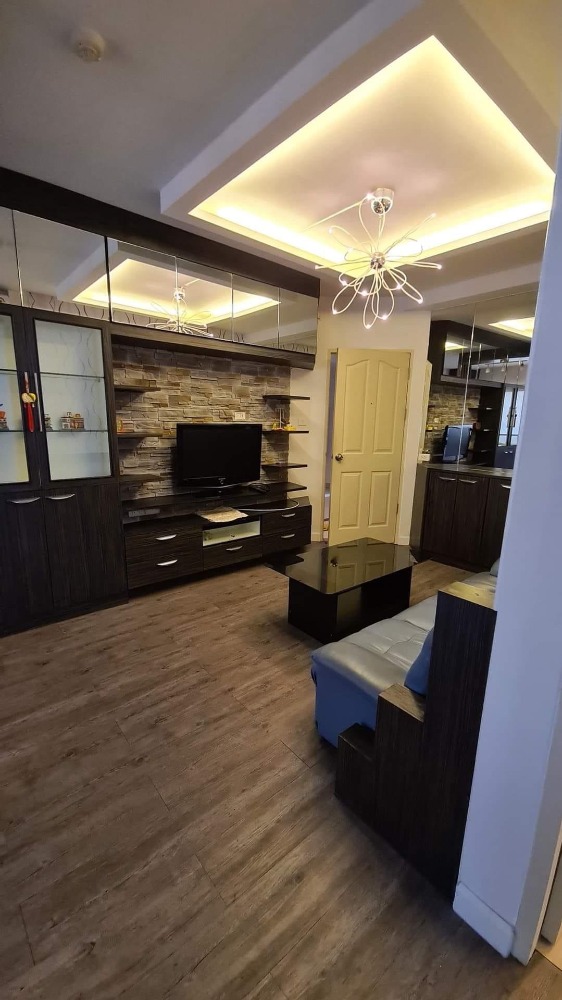 For RentCondoRatchadapisek, Huaikwang, Suttisan : Supalai City Resort Ratchada-Huay Kwang: 60 Sqm, Floor 6★ Near Ratchadaphisek Road + MRT Huai Khwang Station ★ Full facilities ★ Near many shopping centers ★ With furniture + electrical appliances ★