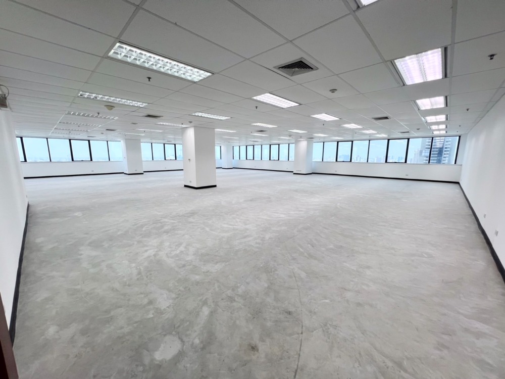 For RentOfficeRama9, Petchburi, RCA : Empty space, beautiful view, 30th floor