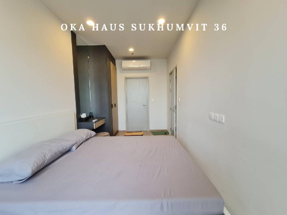 For RentCondoSukhumvit, Asoke, Thonglor : 🔥Cheapest in the building, condo for rent Oka Haus Sukhumvit36, with bathtub, near BTS Thonglor