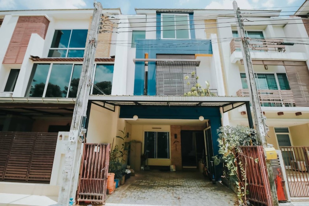 For SaleTownhouseSathorn, Narathiwat : Thanapat Haus Sathorn - Narathiwas / 3 Bedrooms (SALE) NUT774