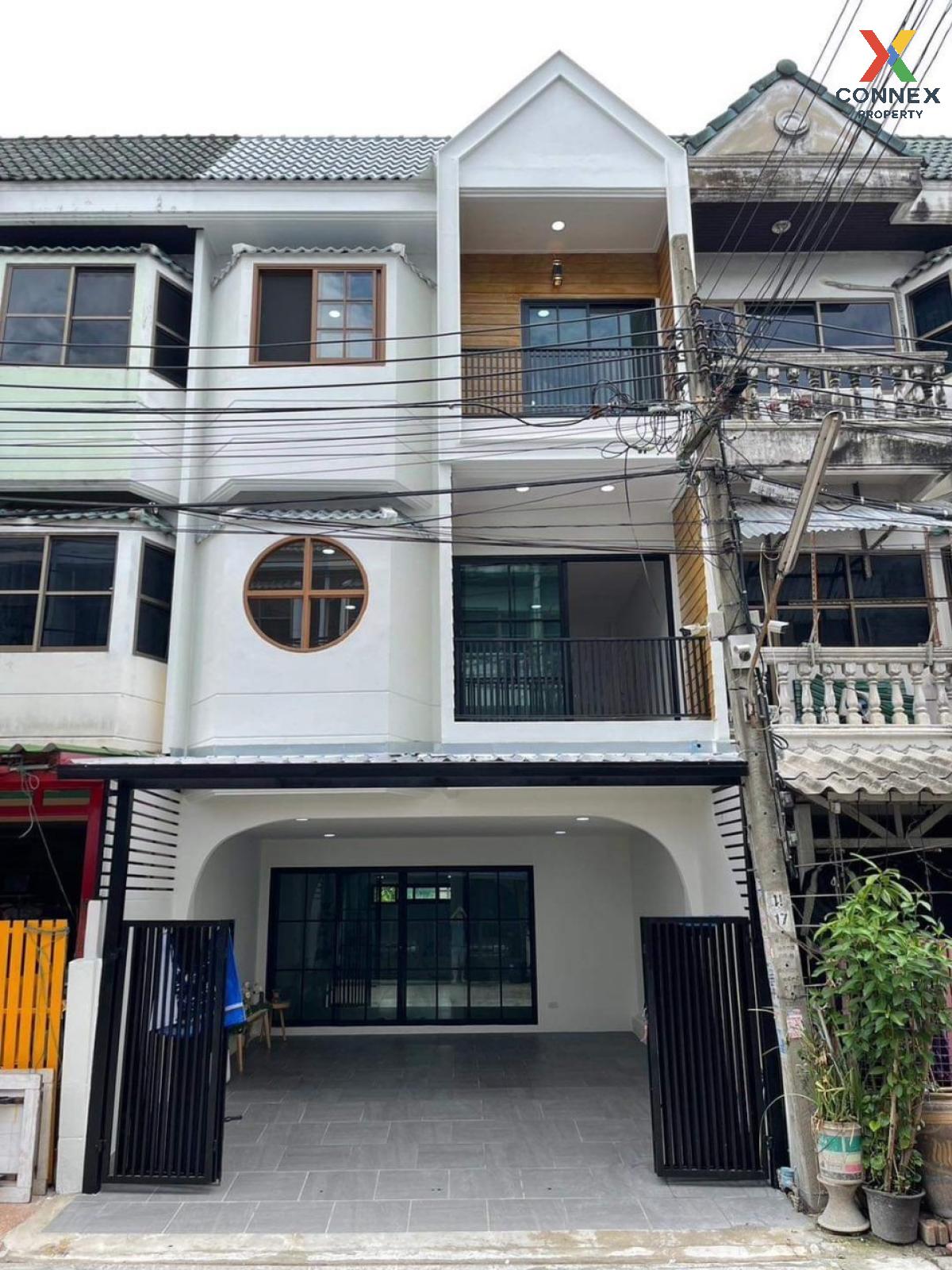 For SaleTownhouseNonthaburi, Bang Yai, Bangbuathong : For Sale Townhouse/Townhome  , Jingjai Village , MRT-Yaek Nonthaburi 1 , Talat Khwan , Mueang Nonthaburi , Nonthaburi , CX-84614