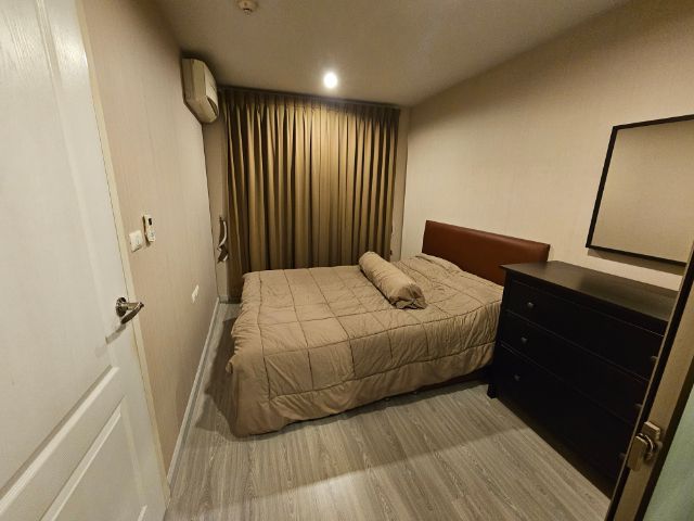 For SaleCondoRatchadapisek, Huaikwang, Suttisan : (Code S3792) Condo for sale: The Privacy Ratchada Sutthisan, price 2.5 million baht, near MRT Sutthisan, Central, Fortune, Big C, The Street, Esplanade, convenient travel, near shopping areas.