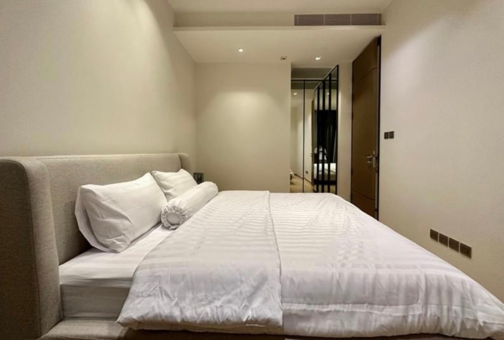 For RentCondoWitthayu, Chidlom, Langsuan, Ploenchit : Luxury Place with 47 Sqm, 16th floor★1 bedroom★180-degree views of Bangkok★Ploenchit-Wireless Road and Langsuan Road★ @28 Chidlom