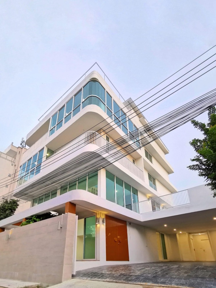 For SaleHouseOnnut, Udomsuk : PORTICO - Sukhumvit 77 Onnut (ปอร์ติโก - สุขุมวิท77 อ่อนนุช) | Renovated Single house, home office, 5 storey | 72 sq.w. 622 sq.m. | 5 Beds, 4 Parking | Near People Park 1 Min., Big C On Nut 3 mins., BTS On Nut 4 mins.