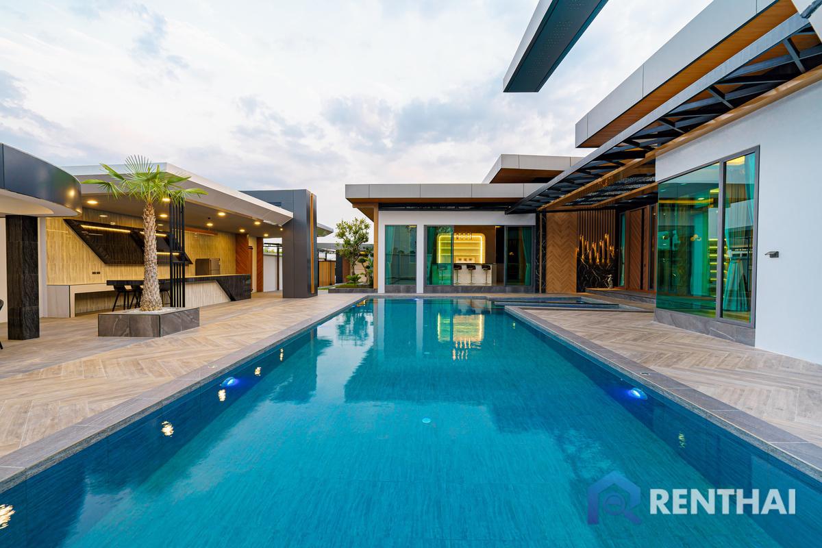 For SaleHousePattaya, Bangsaen, Chonburi : For sale house 6 bedrooms at M Mountain Grand Villa