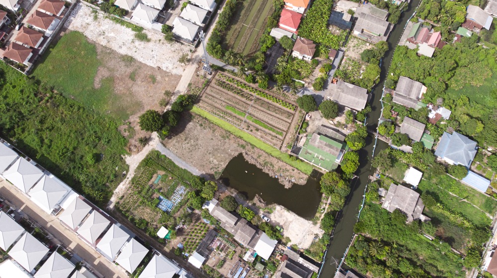 For SaleLandNonthaburi, Bang Yai, Bangbuathong : Land for sale in Bang Yai, 2 rai, next to a concrete road. Near Kanchanaphisek Road Near Debsirin School