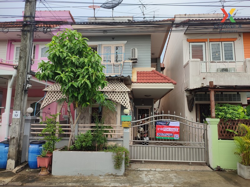 For SaleTownhouseVipawadee, Don Mueang, Lak Si : FOR SALE townhome , Baan Kornvika Don Mueang , wide frontage , Si Kan , Don Mueang , Bangkok , CX-01014