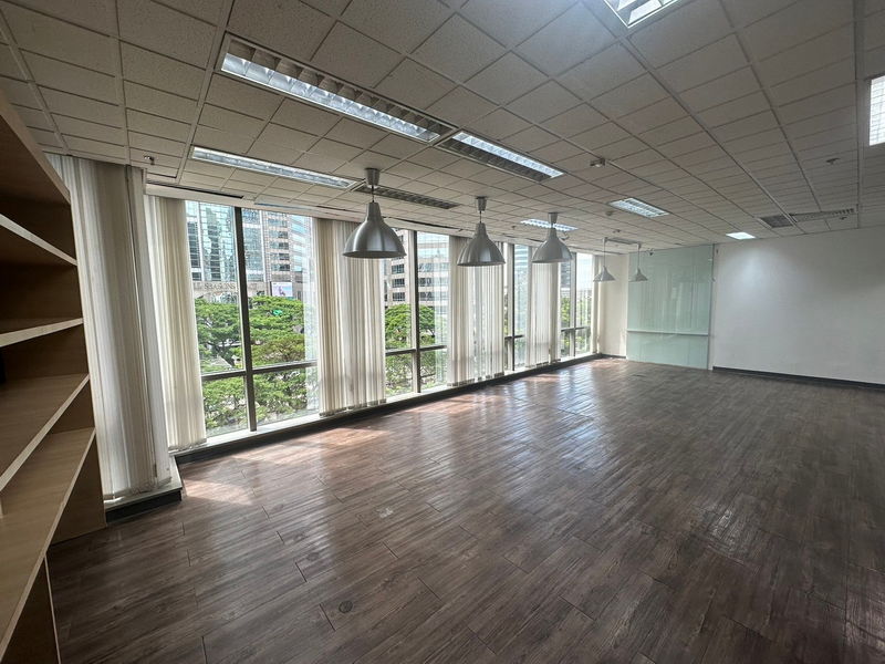 For RentOfficeWitthayu, Chidlom, Langsuan, Ploenchit : For Rent Bangkok Office Witthayu BTS Ploen Chit Pathum Wan BRE19992