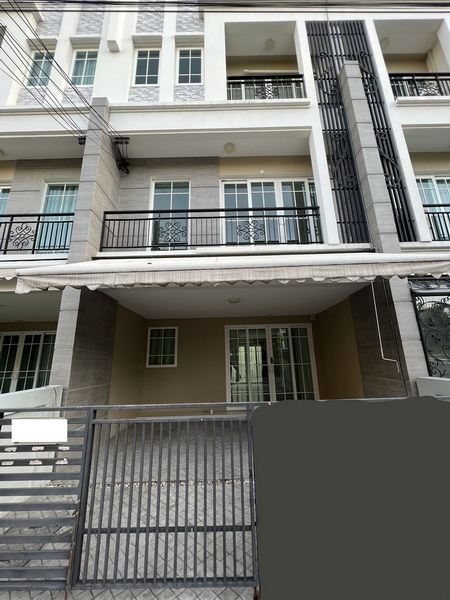 For RentHome OfficeOnnut, Udomsuk : For Rent Bangkok Home Office Sukhumvit BTS Udom Suk Bang Na BRE19862