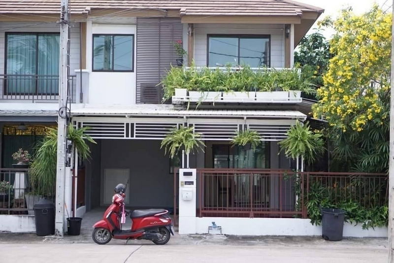 For RentHousePattanakan, Srinakarin : For Rent Bangkok Town House Pruksa Ville 73 Pattanakan 38 Suan Luang BRE19714