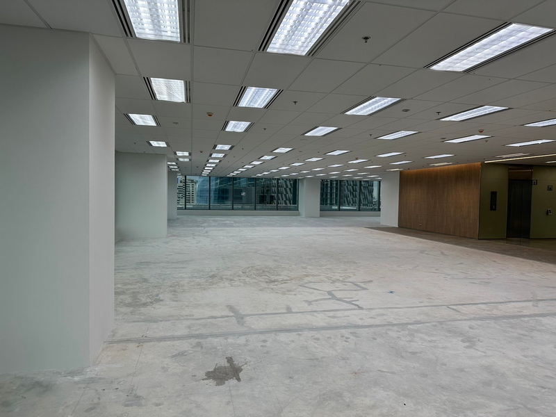 For RentOfficeRatchathewi,Phayathai : For Rent Bangkok Office Phahonyothin BTS Ari Phaya Thai BRE19694