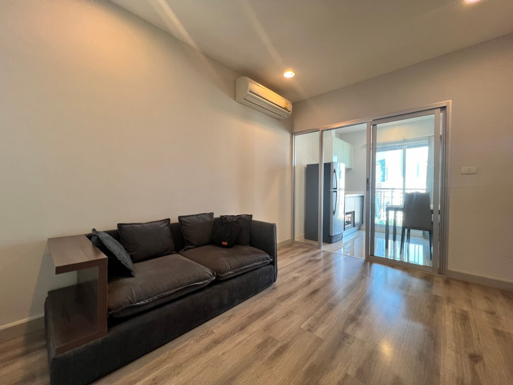 For SaleCondoSathorn, Narathiwat : ( U20240701200 ) FOR SELL!!! Centric Sathorn St.Louis // 1 BEDROOM 1 BATHROOM 39 SQ.M. RARE ITEM