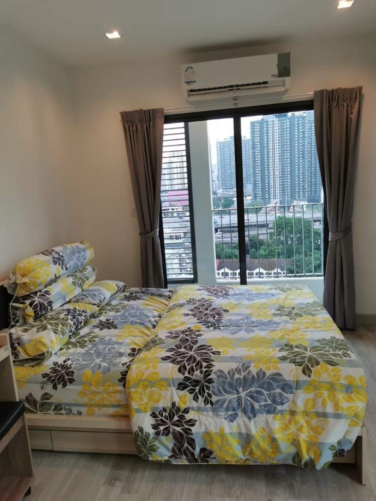 For RentCondoRama9, Petchburi, RCA : Condo for rent Ideo Mobi Rama 9, size 2 bedrooms, 55 sq m., high floor, beautiful view, ready to move in.