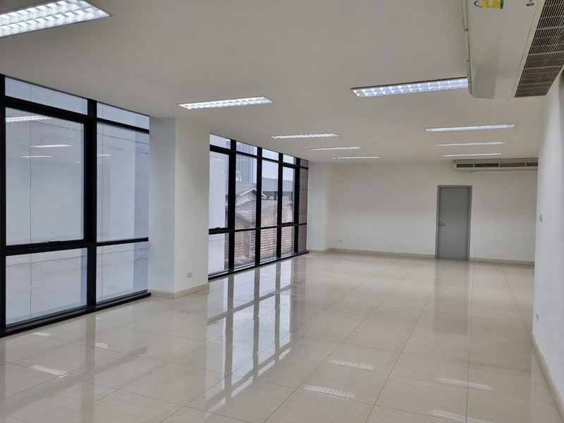 For RentOfficeRama3 (Riverside),Satupadit : For Rent Bangkok Office Rama 3 Bang Kho Laem BRE19112