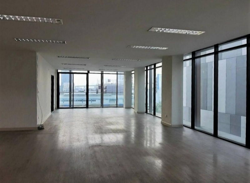 For RentOfficeRama3 (Riverside),Satupadit : For Rent Bangkok Office Rama 3 BTS Surasak Bang Kho Laem BRE18733