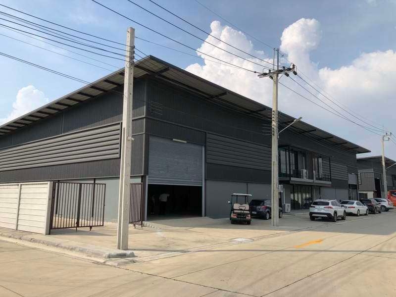 For RentWarehouseSamut Prakan,Samrong : For Rent Samut Prakan Warehouse Thepharak Road Bang Phli BRE18503