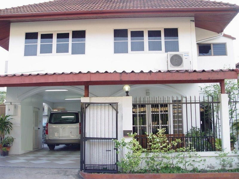 For RentHousePattanakan, Srinakarin : For Rent Bangkok Single House Krungthep Kreetha Bang Kapi BRE18278