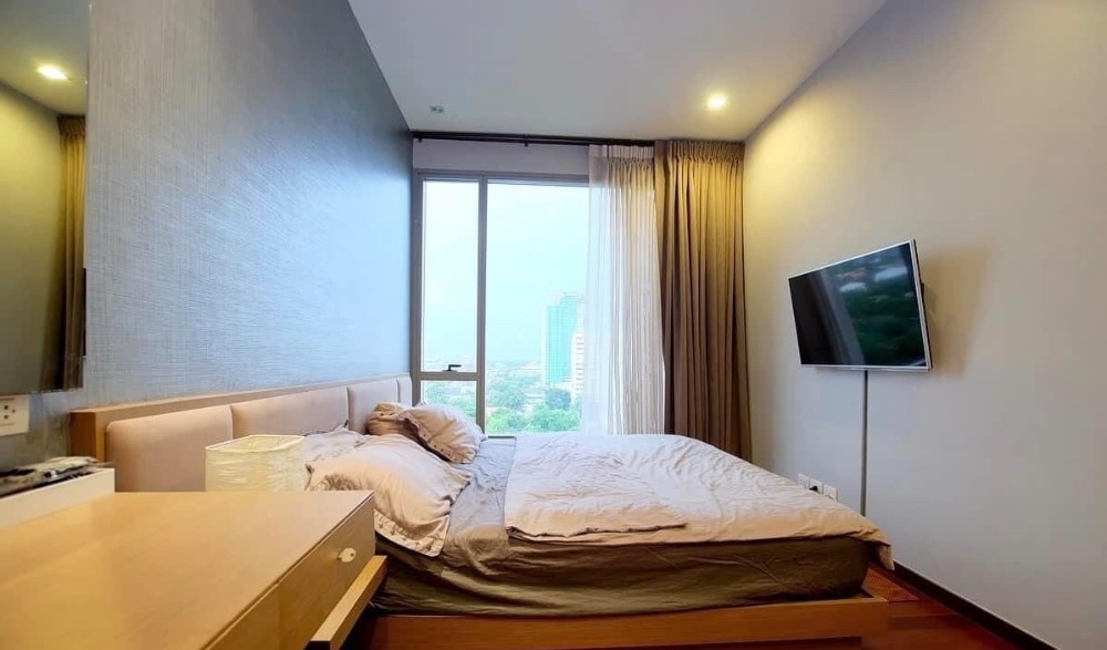 For RentCondoSukhumvit, Asoke, Thonglor : ★ Ashton Morph 38 ★ 56 sq m., 10th floor (2 bedrooms, 1 bathroom), ★ near BTS Thonglor ★ pets allowed ★ many amenities ★ Complete electrical appliances