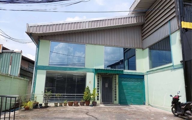 ให้เช่าโกดังพัฒนาการ ศรีนครินทร์ : For Rent Bangkok Warehouse Pattanakarn Suan Luang BRE18007