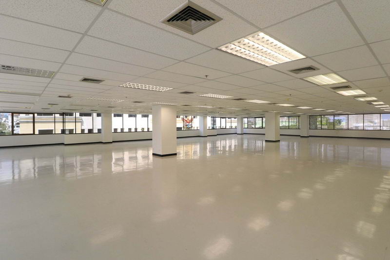 For RentOfficeSathorn, Narathiwat : For Rent Bangkok Office Silom BTS Sala Daeng Sathorn BRE17597