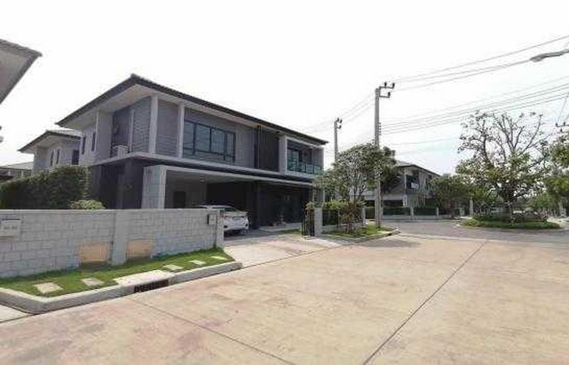 For SaleHouseBangna, Bearing, Lasalle : For Sale Samut Prakan Single House Centro Bangna KM.7 Kanchanaphisek Bang Phli BRE16546