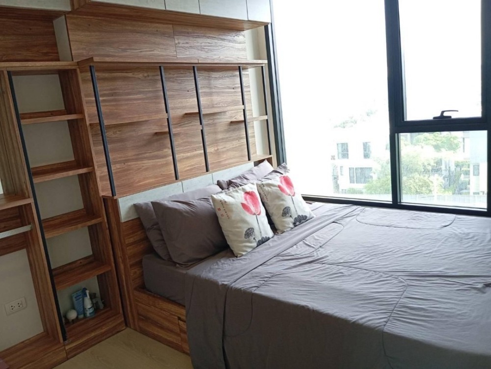 For RentCondoRama9, Petchburi, RCA : Condo The Niche Pride Thonglor-Phetchaburi ★1 bedroom 1 bathroom size 36 sq m. 5th floor ★ complete electrical appliances ★ Near the Si Rat Expressway★ Near MRT Phetchaburi Station, only 5 minutes ★Near Airport Link Mak