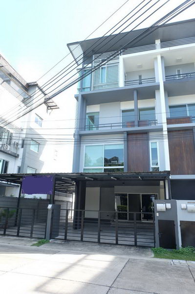 ให้เช่าโฮมออฟฟิศลาดพร้าว101 แฮปปี้แลนด์ : For Rent Bangkok Home Office B-Square Latphrao Wang Thonglang BRE15966