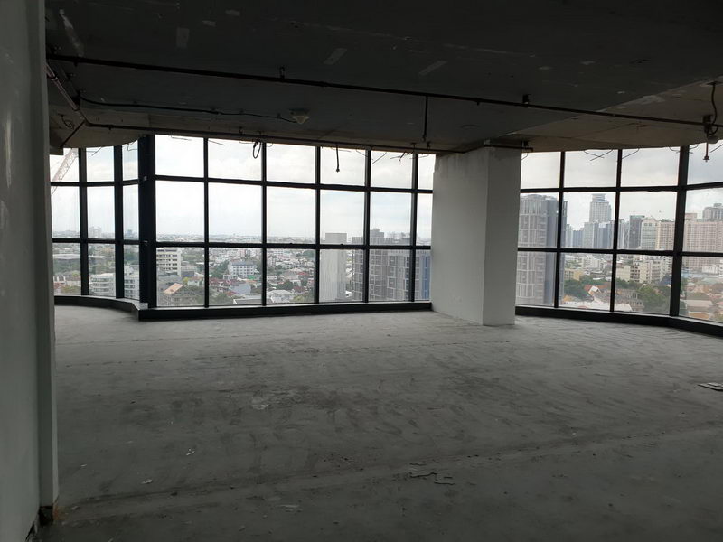 ให้เช่าสำนักงานสุขุมวิท อโศก ทองหล่อ : For Rent Office Sukhumvit 63 BTS Ekkamai Watthana BRE4348