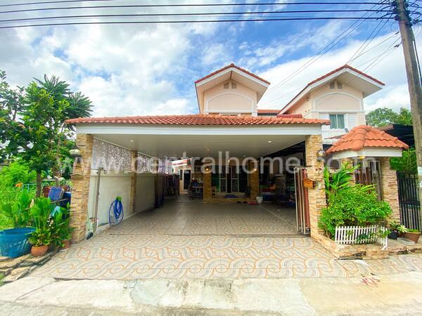 For SaleHouseChaengwatana, Muangthong : Twin house 41 sq m, Lan Thong Village, Tiwanon - Chaengwattana.