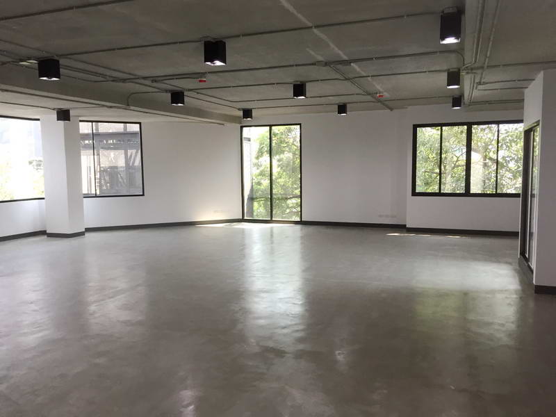 ให้เช่าสำนักงานสุขุมวิท อโศก ทองหล่อ : For Rent Office Space in Thonglor near BTS Thong Lo Watthana BRE10592