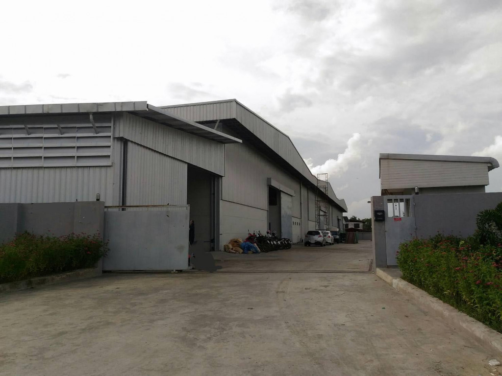 ให้เช่าโกดังปทุมธานี รังสิต ธรรมศาสตร์ : For Rent Pathum Thani Warehouse Lam Luk Ka BRE8705