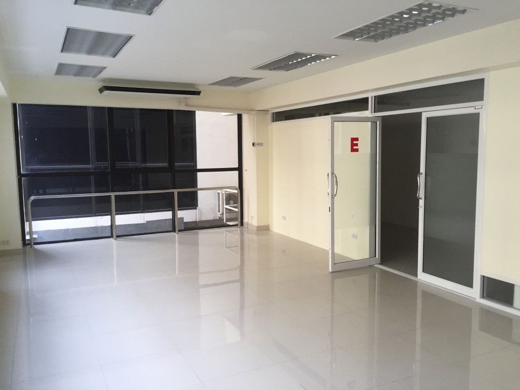 ให้เช่าสำนักงานลาดพร้าว101 แฮปปี้แลนด์ : For Rent Office Space Lat Phrao Road Bang Kapi BRE5185