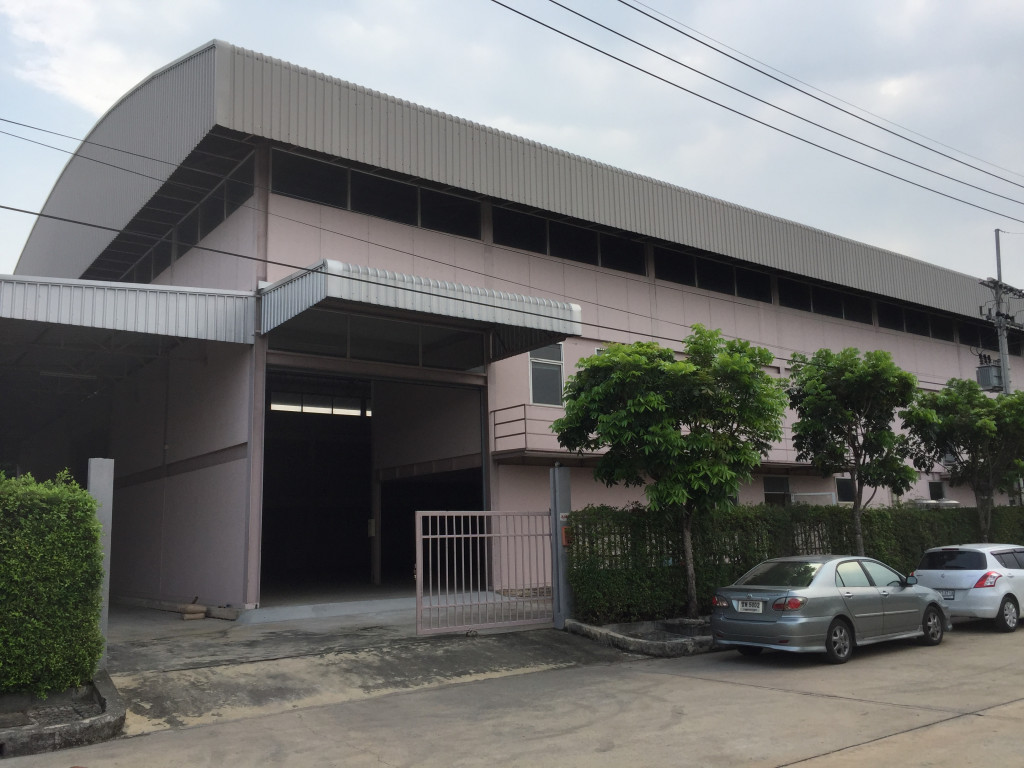 ให้เช่าโรงงานปทุมธานี รังสิต ธรรมศาสตร์ : For Rent Pathum Thani Warehouse with Factory License Lam Luk Ka BRE12030