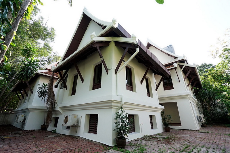 ให้เช่าบ้านสุขุมวิท อโศก ทองหล่อ : For Rent Bangkok Single House Promsri House Sukhumvit 39 BTS Phrom Phong Watthana BRE1437