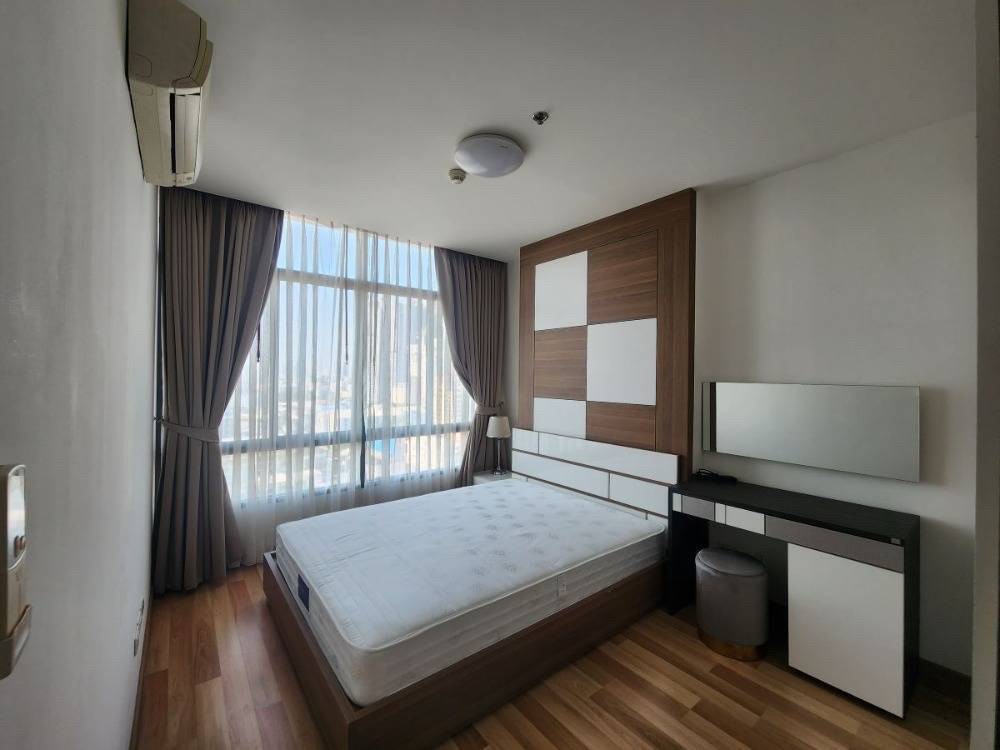 For RentCondoOnnut, Udomsuk : ★ Ideo Blucove Sukhumvit ★ 44 sq m., 14th floor (2 bedrooms, 1 bathroom) ★ Next to BTS Udomsuk Station ★ Very convenient travel. ★Near many department stores and shopping areas ★Complete electrical appliances★