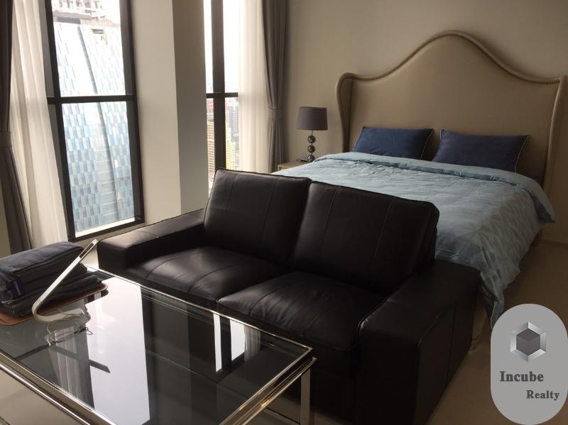 For RentCondoWitthayu, Chidlom, Langsuan, Ploenchit : Condo For Rent Noble Ploenchit 1 Bedroom 1 Bathroom 47 sqm