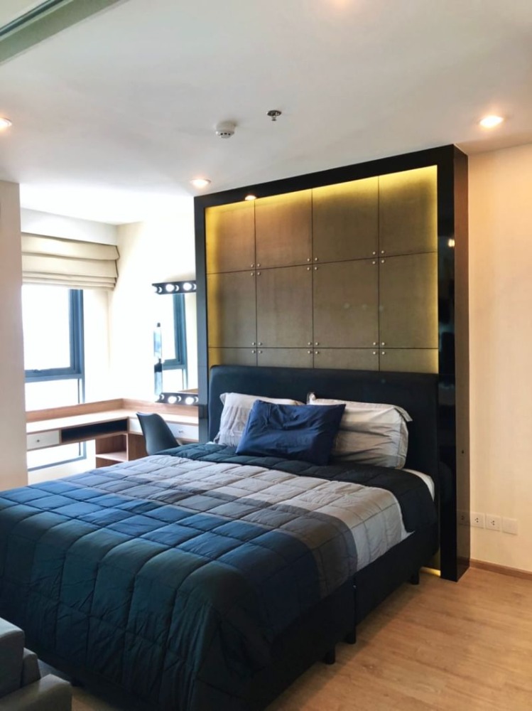 For RentCondoSiam Paragon ,Chulalongkorn,Samyan : Ideo Q Chula - Samyan【𝐑𝐄𝐍𝐓】🔥Minimalist style room Spacious, airy, comfortable, livable, Ready to move in !!🔥 Contact Line ID: @hacondo