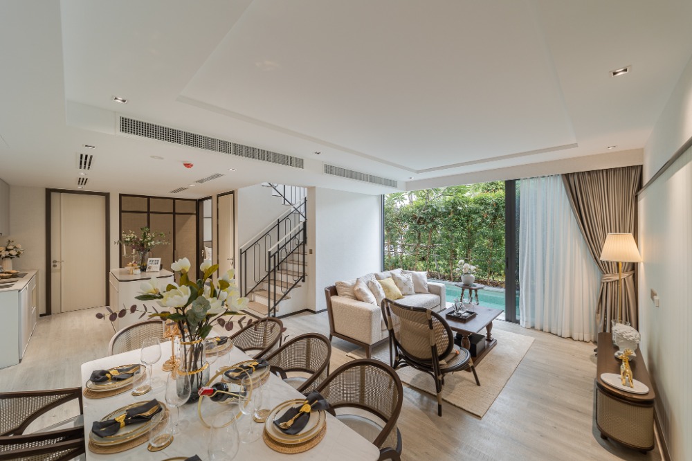 ขายคอนโดหัวหิน ประจวบคีรีขันธ์ : Near Beach Front Last Penthouse Duplex Unit with Private Pool Rare Item 59.9 MB Intercontinental Residences Hua Hin