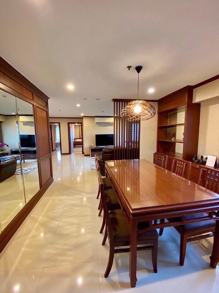 ขายคอนโดสุขุมวิท อโศก ทองหล่อ : Condo For Sale :  Baan SuanPetch  3Bed 3Bath 130Sqm @  BTS Phromphong  18.7 MB