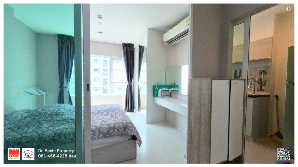 For SaleCondoSamut Prakan,Samrong : Selling cheaper than appraisal, Aspire Erawan 29.77 sq m, 25th floor, pool view, Chao Phraya River view, next to BTS Erawan, very convenient to travel.