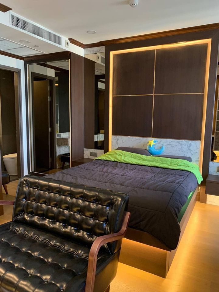 For RentCondoSiam Paragon ,Chulalongkorn,Samyan : Ashton Chula - Silom【𝐑𝐄𝐍𝐓】🔥 Modern room, central area, paradoma view Next to the Sam Yan MRT 🔥 Contact Line ID: @hacondo