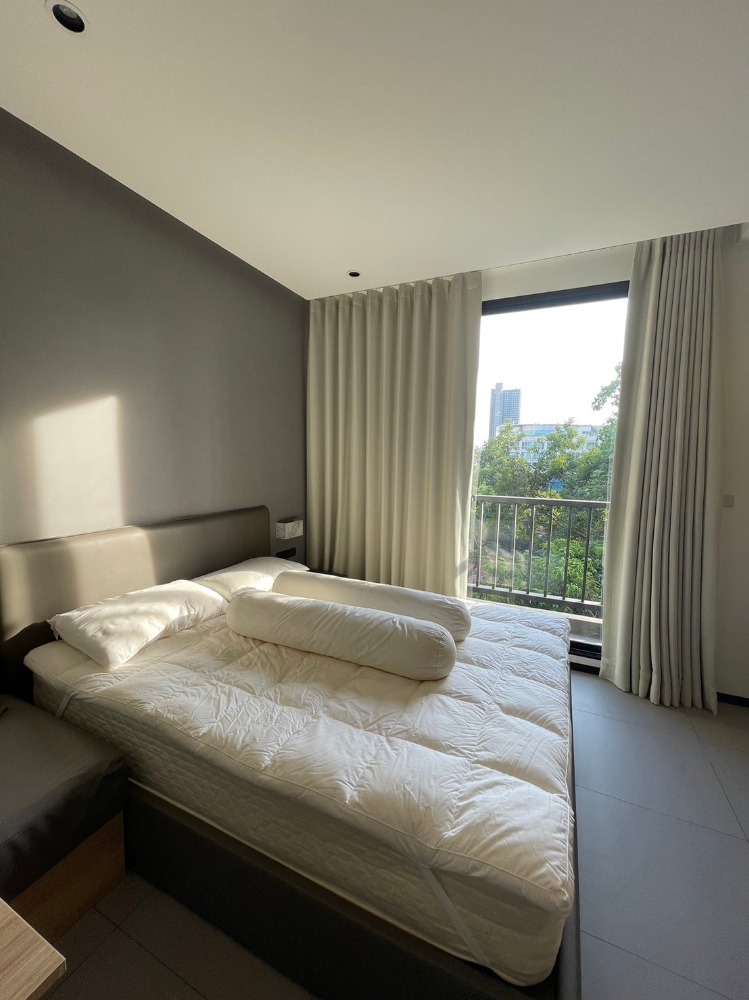 For SaleCondoRama9, Petchburi, RCA : For sale with tenant, AQ Alix Condo, Studio room 28.31 sq m, 5th floor, south side, open view, next to Bangkok Hospital.