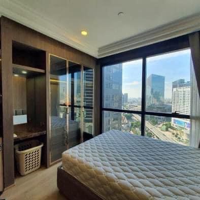 For RentCondoSiam Paragon ,Chulalongkorn,Samyan : ★ Ashton Chula-Silom ★ 25 sq m., 21st floor (studio), ★ near Mrt Samyan and Bts Saladaeng ★ opposite Chamchuri Square ★ many amenities ★ Complete electrical appliances