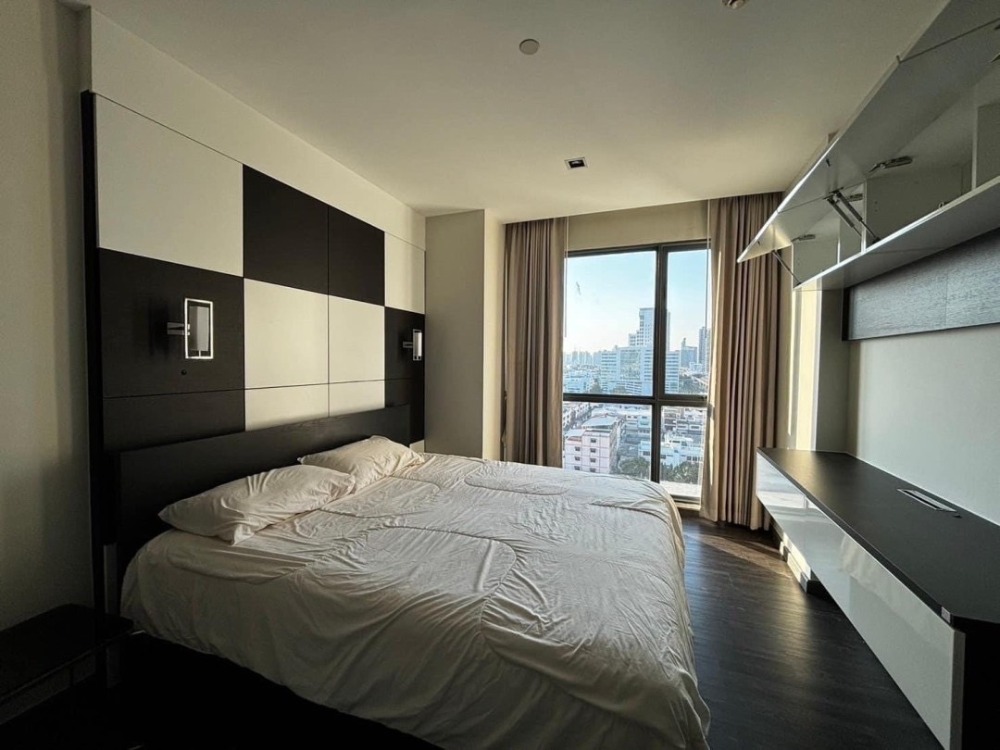 For RentCondoOnnut, Udomsuk : Big room!! For rent the room Sukhumvit 62 close to BTS punnawithi 1 bed 1 bathroom