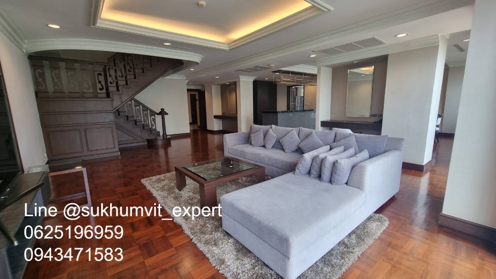 For RentCondoWitthayu, Chidlom, Langsuan, Ploenchit : Pet friendly BTS Ploenchit for rent, luxury apartment, penthouse, 4 bedrooms, 5 bathrooms, lots of space, 405 sq m, good price, has a swimming pool, already renovated.